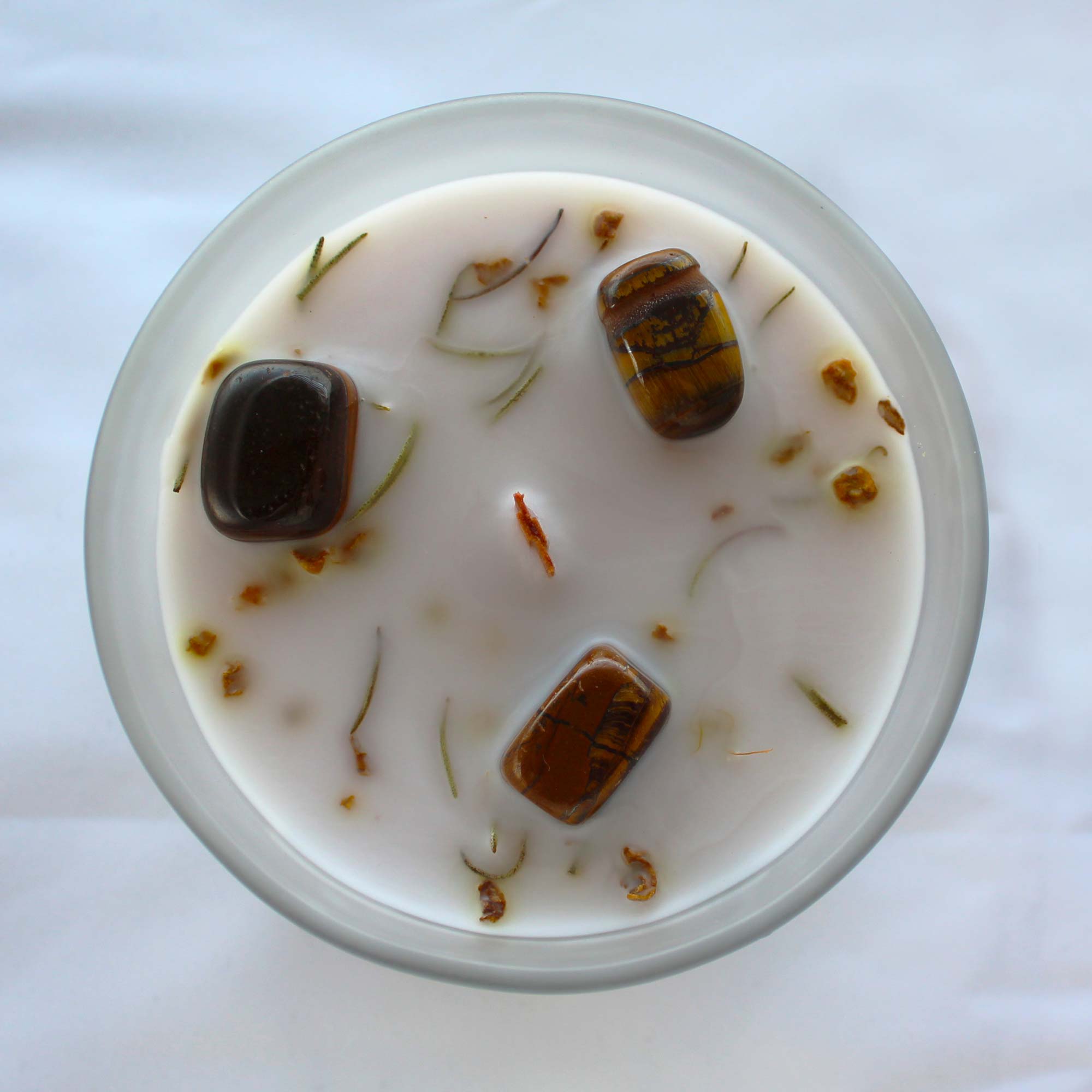 Bougie au Gingembre Doux et Gemmes d'Oeil de Tigre - Vitalité