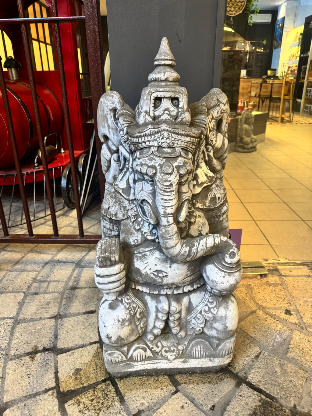 Statue Ganesh en pierre naturelle XXL – décoration zen spirituelle intérieur & jardin – L’Instant Namasté Herve Liège