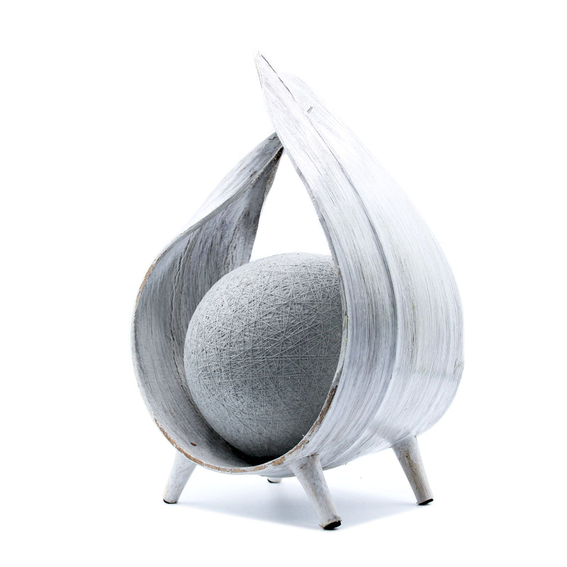 🌿 Lampe Naturelle en Noix de Coco – Artisanat Balinais