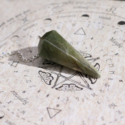 Tube Encens sortilège  – Prospérité – Pendule Aventurine